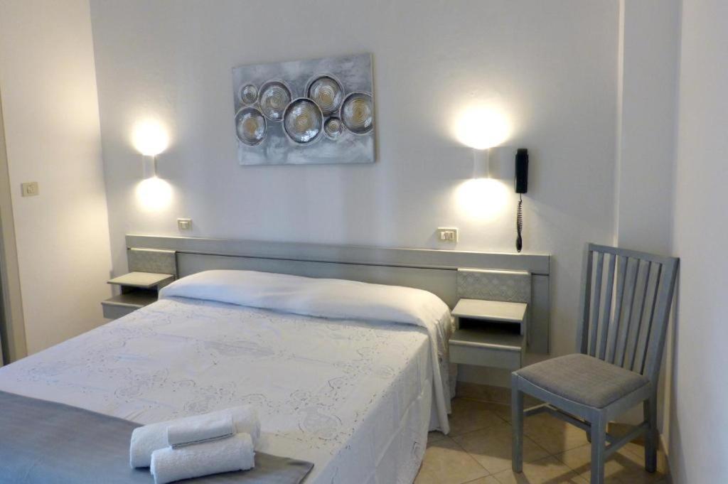 Hotel D'Annunzio กัตตอลิกา ภายนอก รูปภาพ